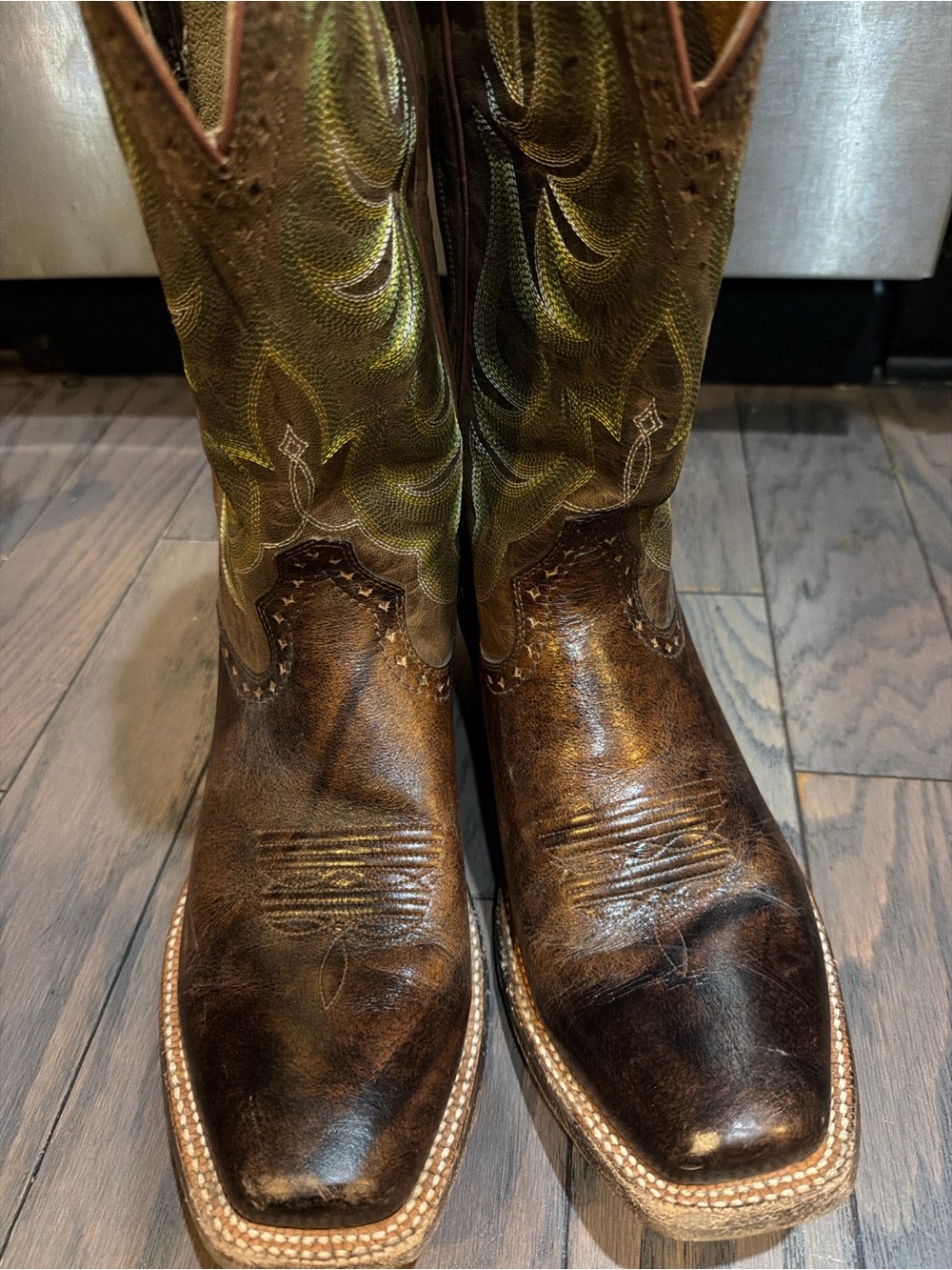 Ariat men cowboy brown leather embroidered floral design green sz 9.5 D